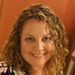 Meet your Posher, Lori